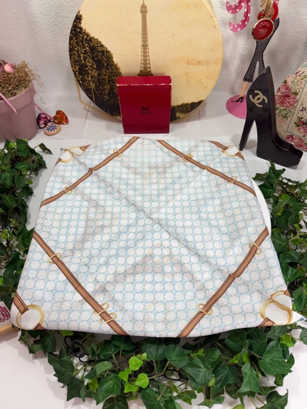 HERMOSO CELINE SCARF!